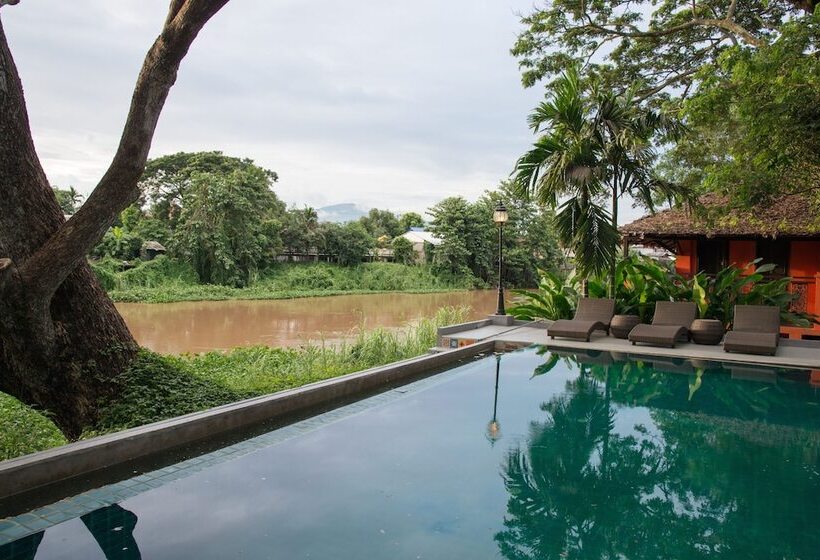 هتل Baan Nam Ping Riverside Homestay