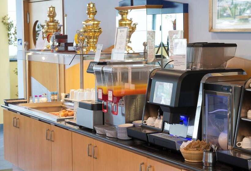 בית מלון כפרי Express Aosta East