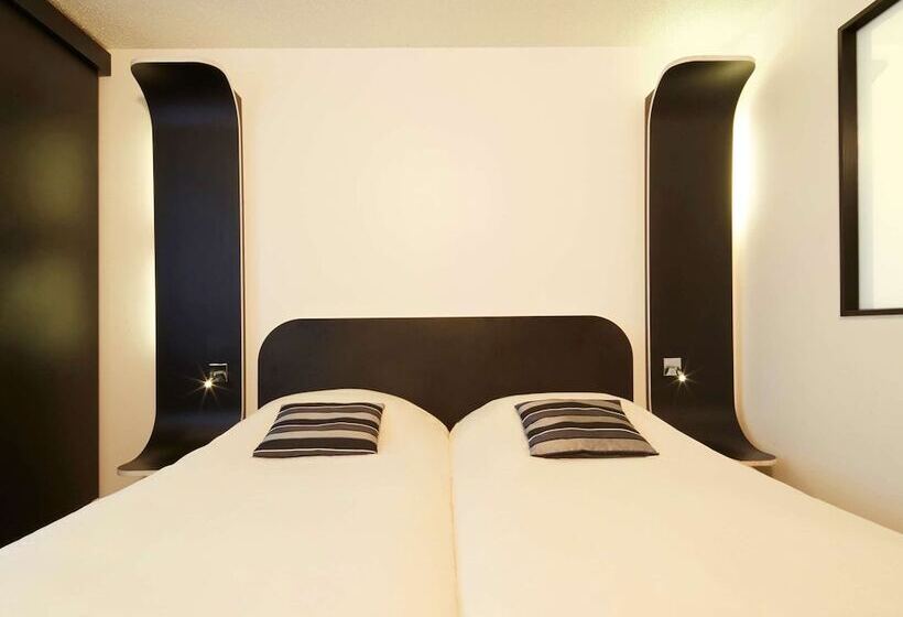 هتل Kyriad Deauville   St Arnoult