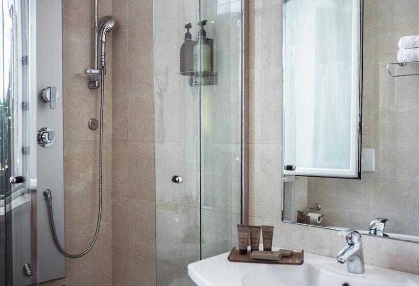 هتل Luna Riccione E Aqua Spa Only Adults +12