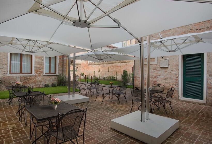 Fotos del hotel Nh Venezia Santa Lucia:  97