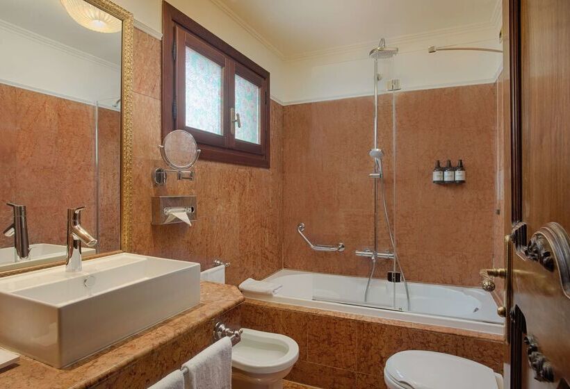 Fotos del hotel Nh Venezia Santa Lucia:  34