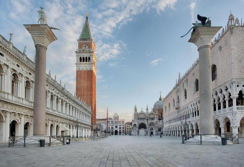 Fotos del hotel Nh Venezia Santa Lucia:  70