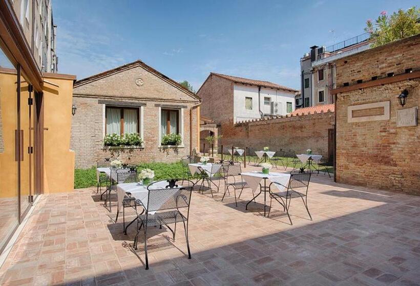 Fotos del hotel Nh Venezia Santa Lucia:  30