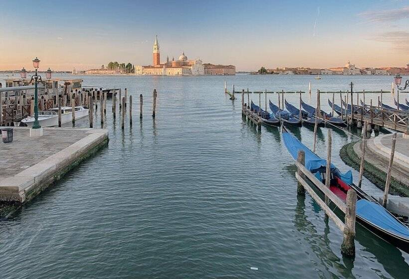 Fotos del hotel Nh Venezia Santa Lucia:  44