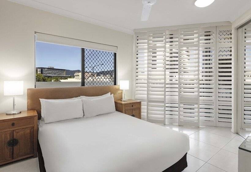 هتل Piermonde Apartments Cairns