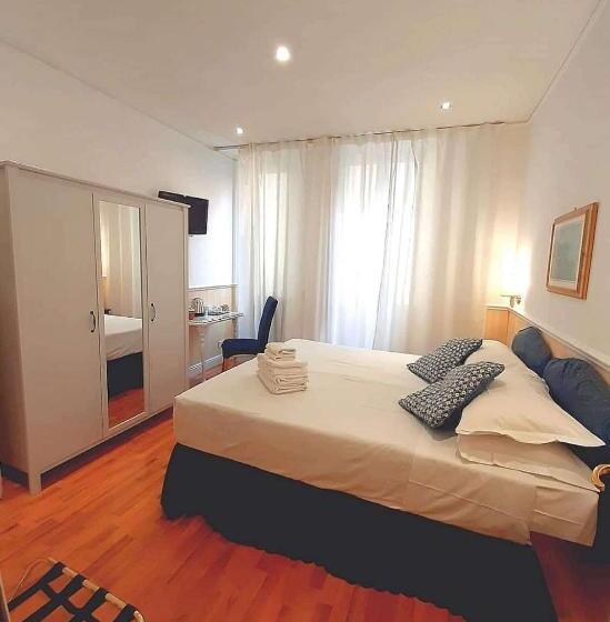 Fotos del hotel Porta Pia:  9