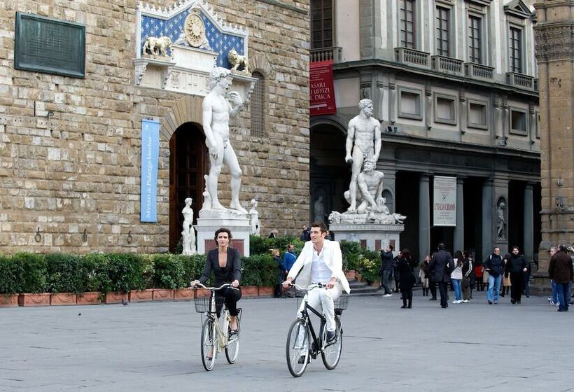 Fotos del hotel Portrait Firenze - Lungarno Collection:  10
