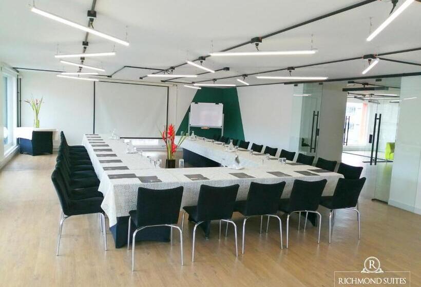 Fotos del hotel Richmond Suites:  13