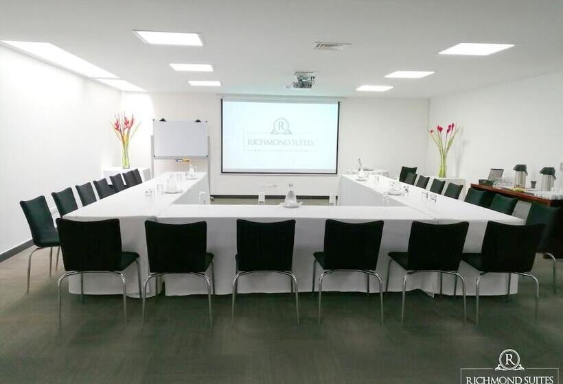Fotos del hotel Richmond Suites:  31