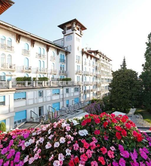 هتل Savoy Palace