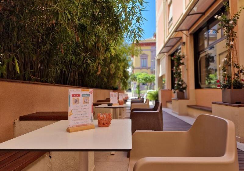 هتل Stella Del Mare