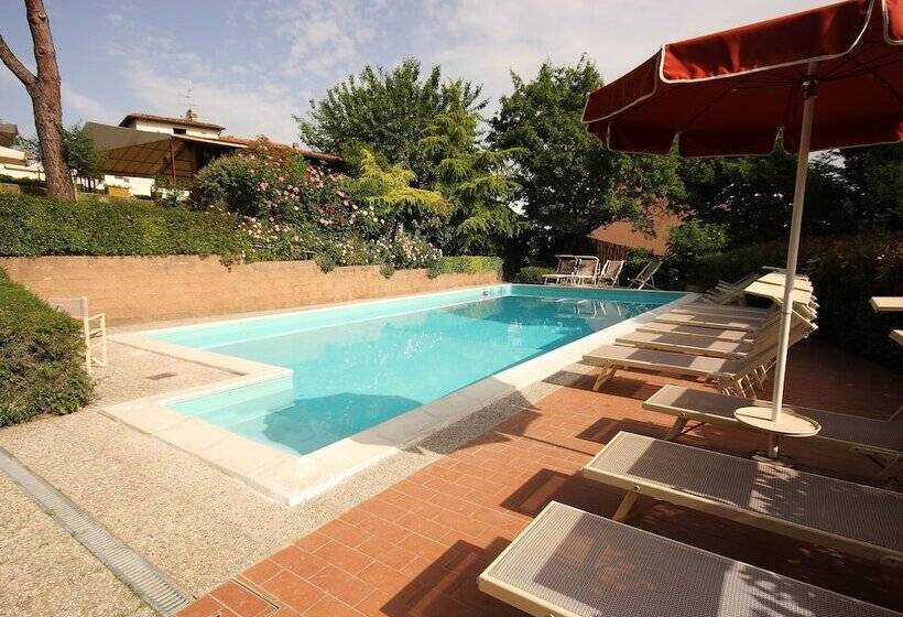 فندق Tenuta Il Burchio