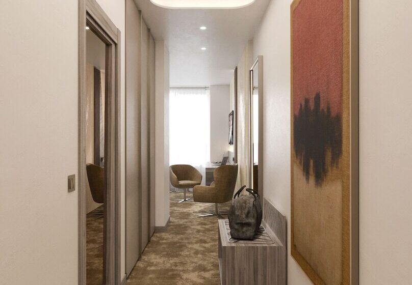 Fotos del hotel Grand  Via Veneto:  14