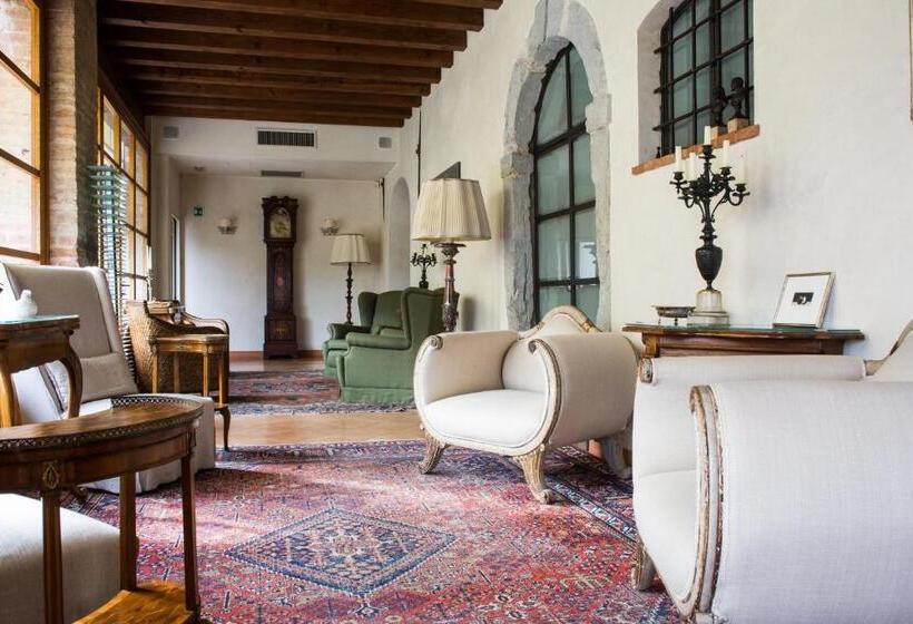 هتل Villa Arcadio