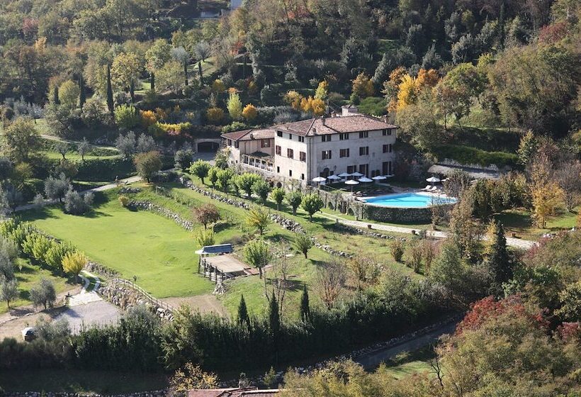 هتل Villa Arcadio