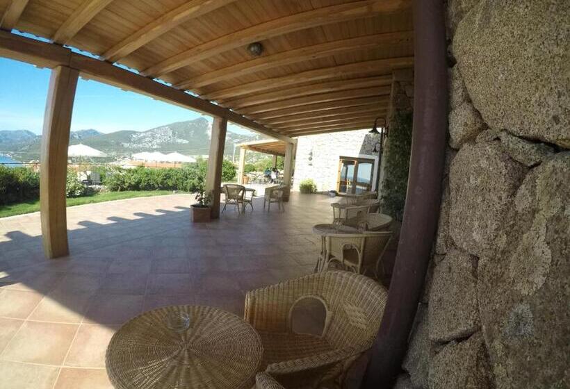 فندق Villa Gustui Maris