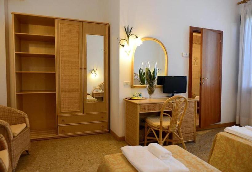 Fotos del hotel Villa Orio E Beatrice:  6