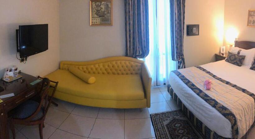 Fotos del hotel Villa Savoia: 1 Fotos del hotel Villa Savoia: 1