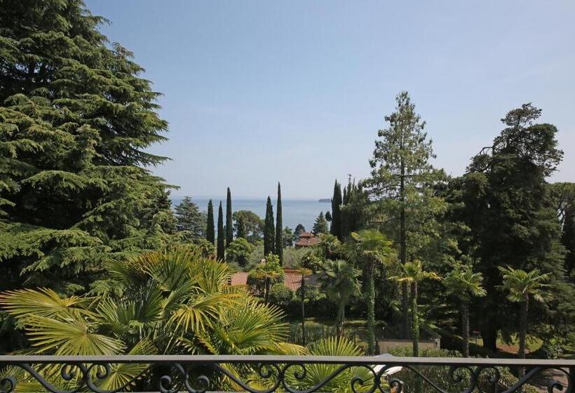 هتل Villa Sofia