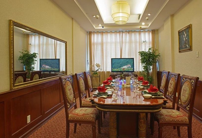 Huu Nghi Hotel