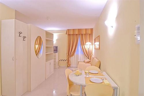 White Palace Hotel & Residence