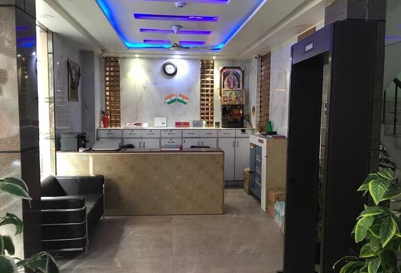 Adb Rooms Hotel Ashiana