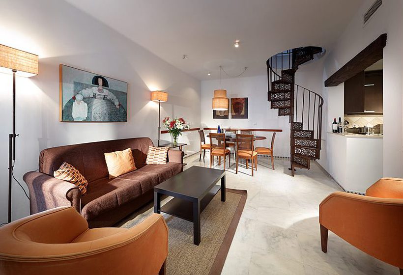 Apartamentos Patios de Alcántara