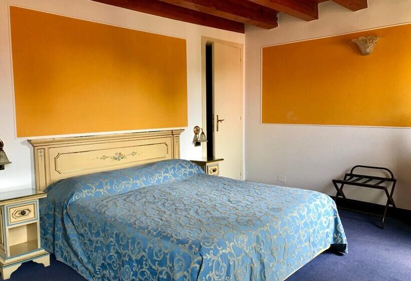 Fotos del hotel Alla Corte Rossa:  4