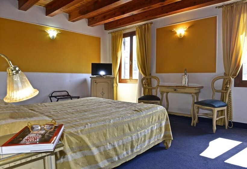 Fotos del hotel Alla Corte Rossa:  8