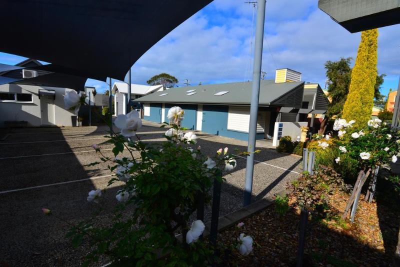 هتل Captain S At The Bay