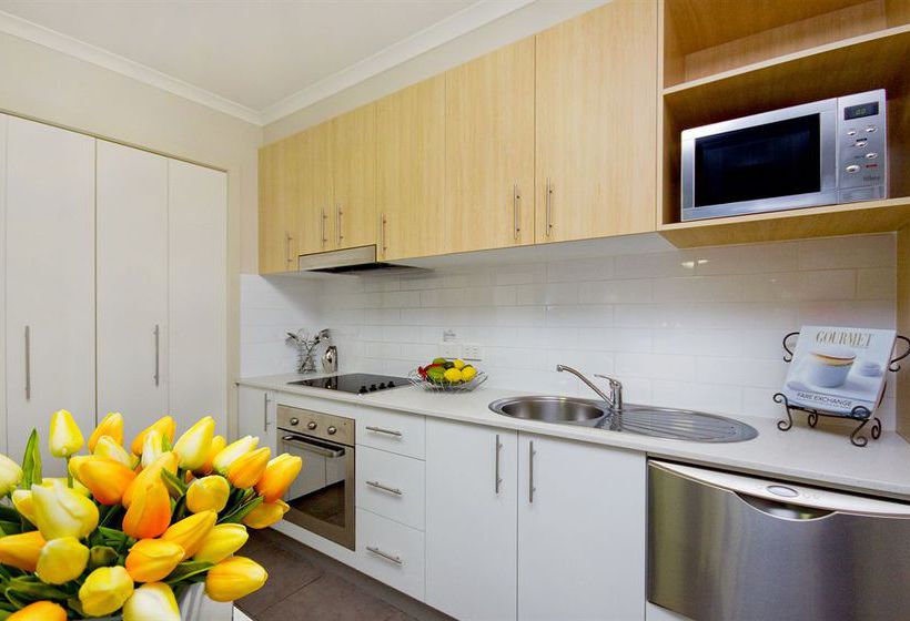 هتل Pacific Suites Canberra