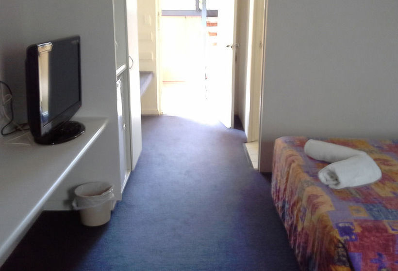 Fotos del hotel Cluden Park Motor Inn:  19