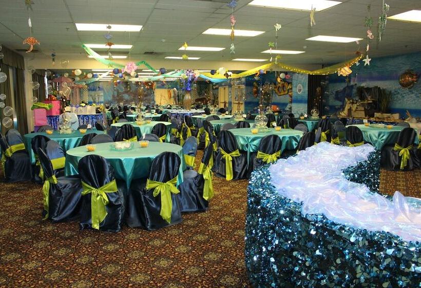 בית מלון כפרי Coast Inn At Lake Hood