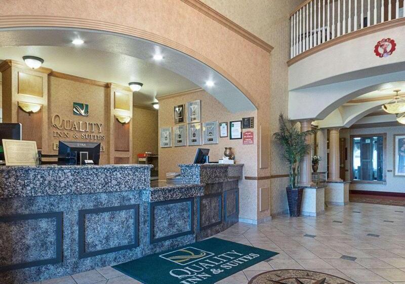 فندق Comfort Inn & Suites