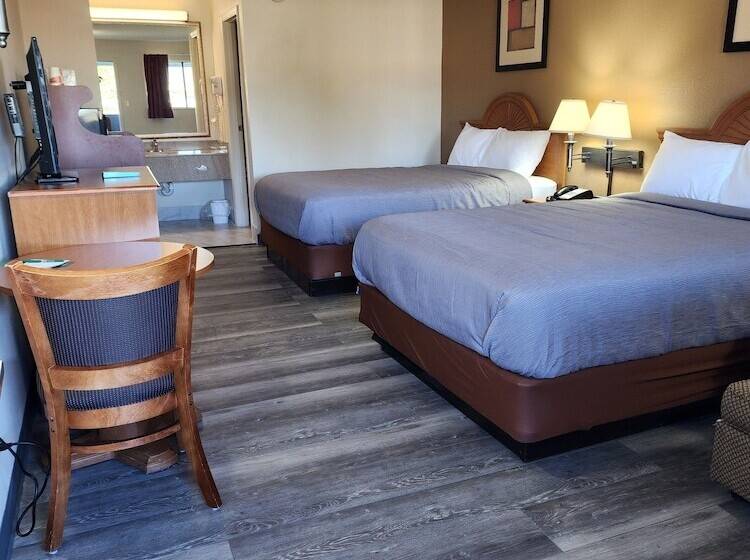 فندق Quality Inn