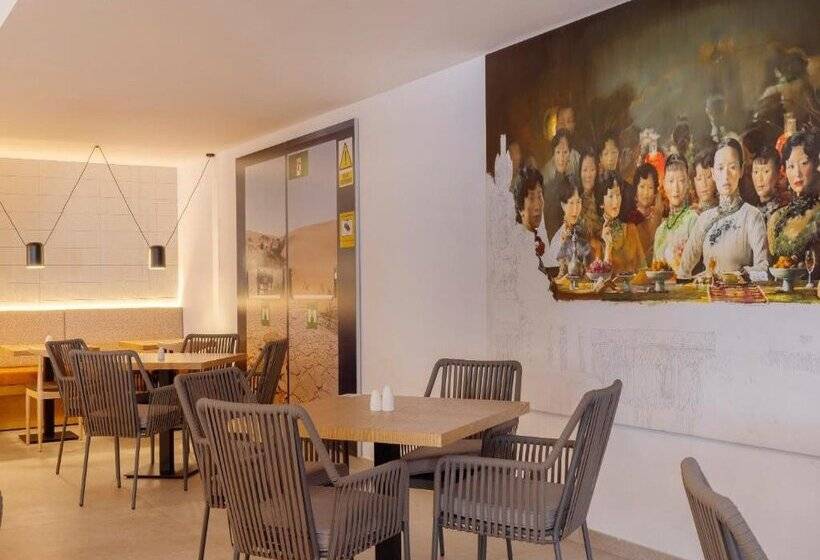 هتل HM Isabela - Adults Only