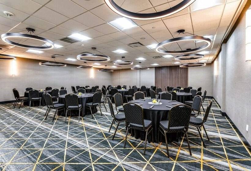 هتل Holiday Inn Dallas Market Ctr Love Field, An Ihg