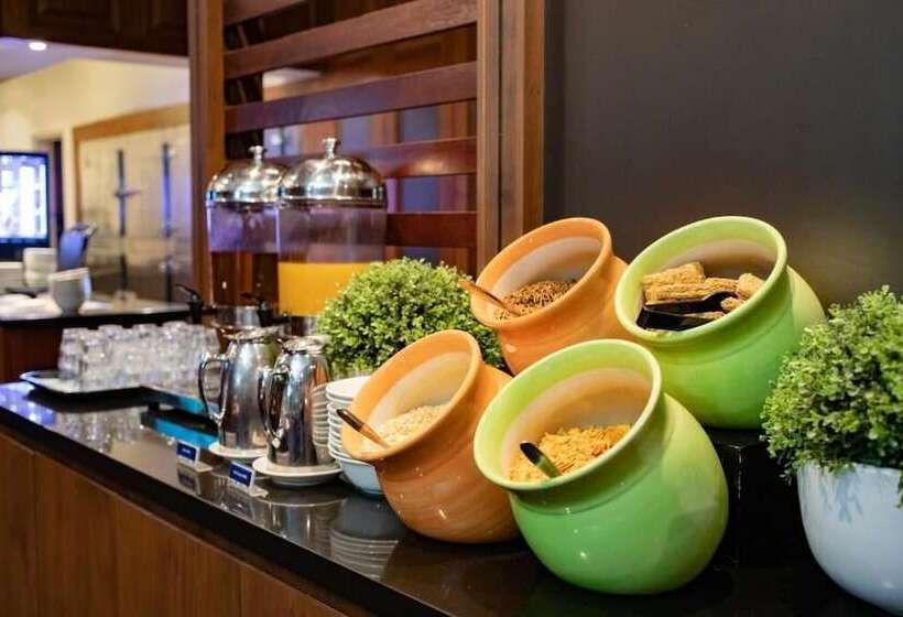 هتل Ibis Styles Mt Isa Verona