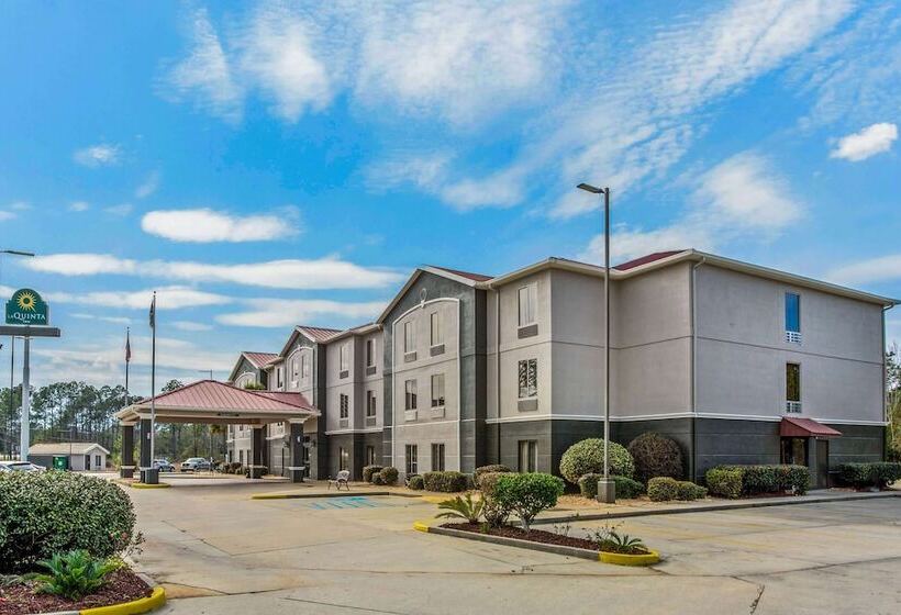 هتل Baymont By Wyndham Moss Point
