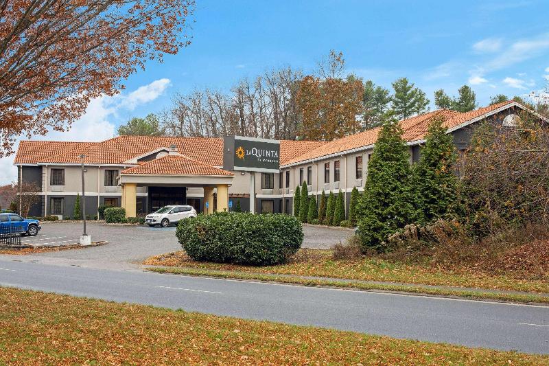 酒店 La Quinta Inn By Wyndham Radford