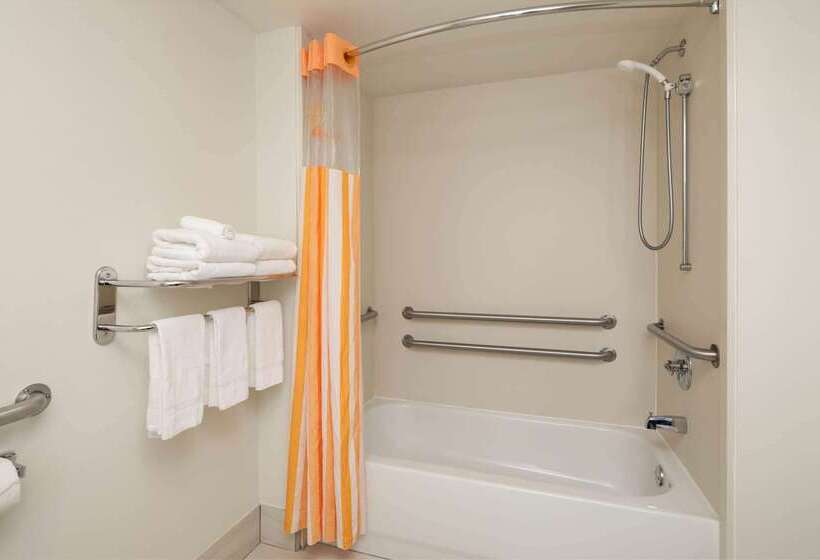 هتل La Quinta By Wyndham Atlanta Douglasville