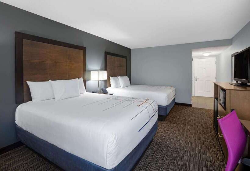 هتل La Quinta By Wyndham Atlanta Douglasville