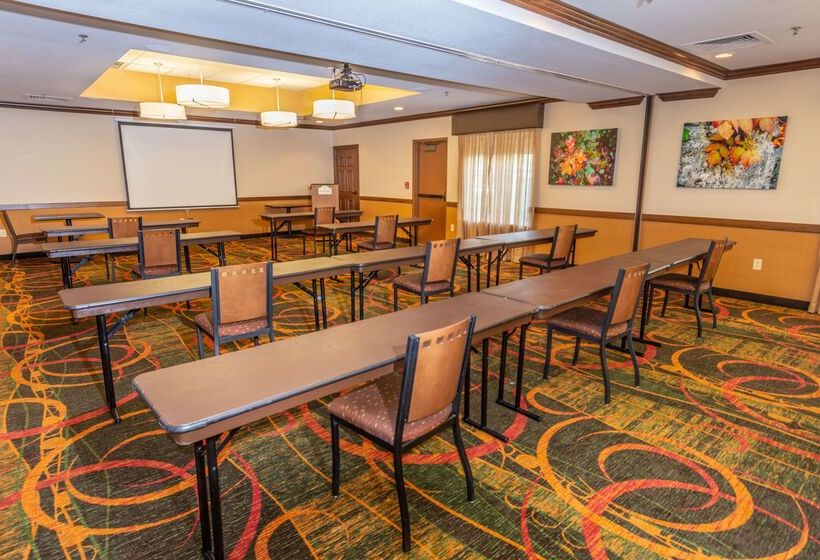 هتل La Quinta By Wyndham Bentonville
