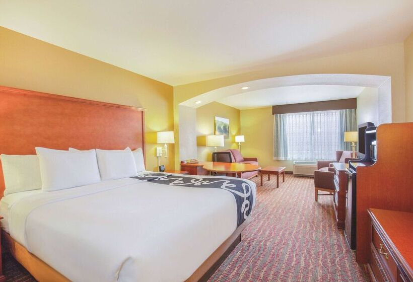 هتل La Quinta By Wyndham Bentonville