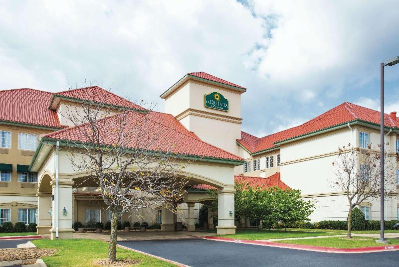 هتل La Quinta By Wyndham Bentonville
