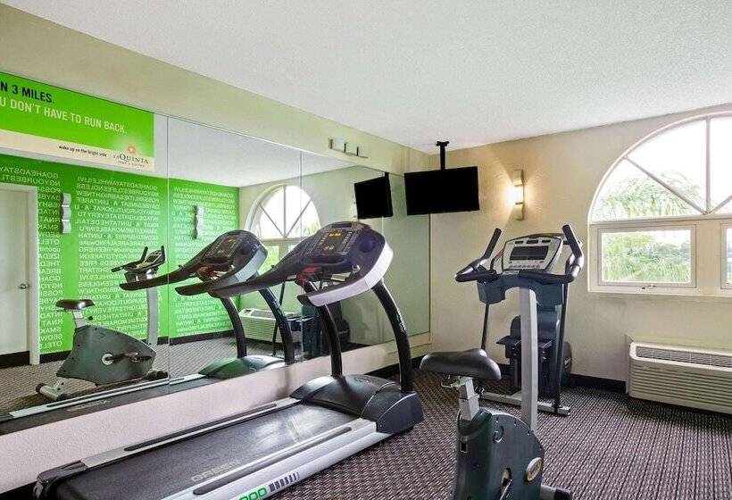 هتل La Quinta By Wyndham Miami Lakes