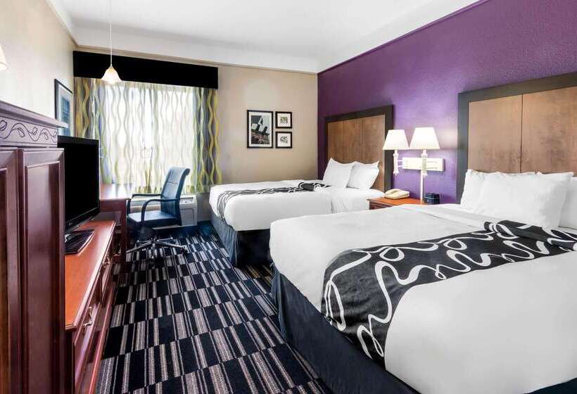 هتل La Quinta By Wyndham Roswell