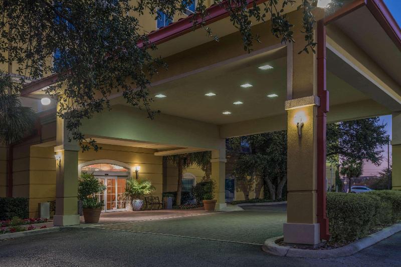 호텔 La Quinta By Wyndham San Antonio Medical Ctr. Nw