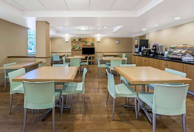 בית מלון כפרי La Quinta By Wyndham West Palm Beach Airport